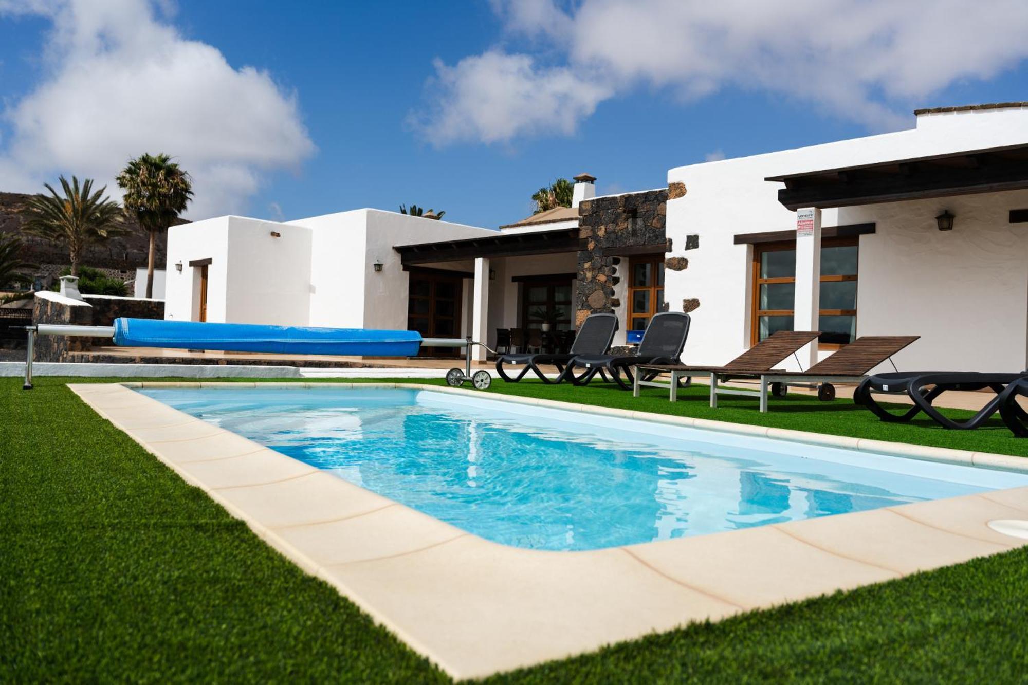 Villa Volcan2 Rural Private Pool La Oliva By Holidays Home Ngoại thất bức ảnh